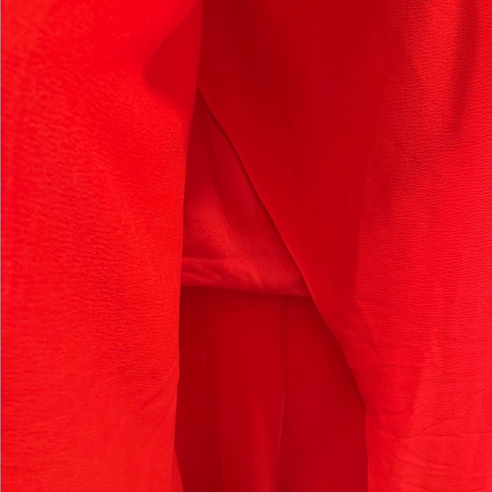 New Dress The Population Kai Strapless gown in Color Rouge - Picture 3 of 10